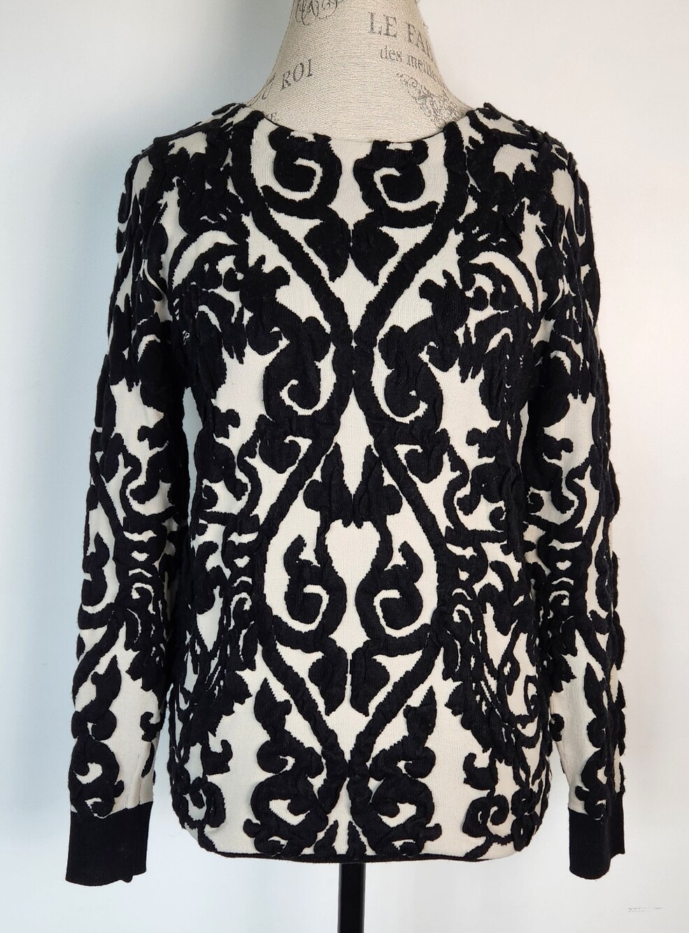 Damask Black & White Pattern Sweater